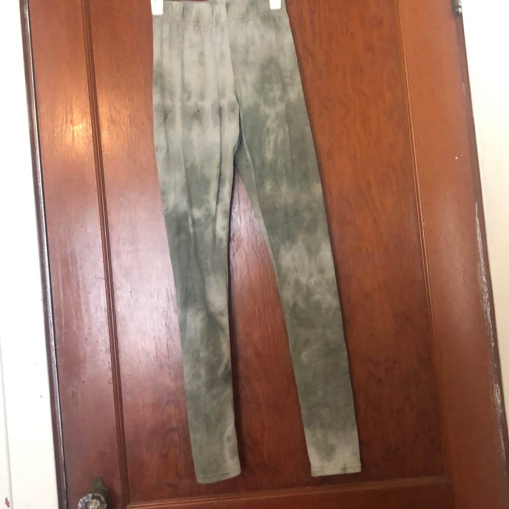 Rue 21 tie dye leggings